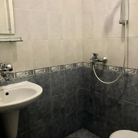 семеен авалон 3*